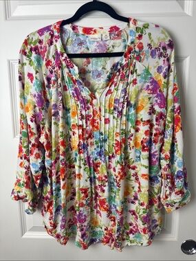 Westbound Bright Floral Pintuck Blouse - White/Multi 1X